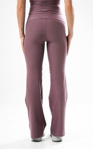 Flow Flare leggings- The 6th Birthday