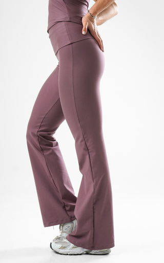 Flow Flare leggings- The 6th Birthday
