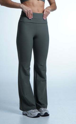Flow Flare leggings Olive
